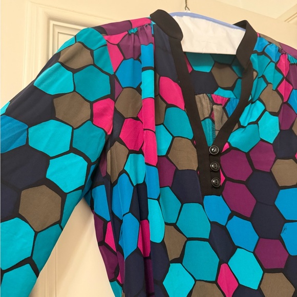 Trina Turk Hexagon Pattern Long Sleeve Dress - Picture 2 of 4